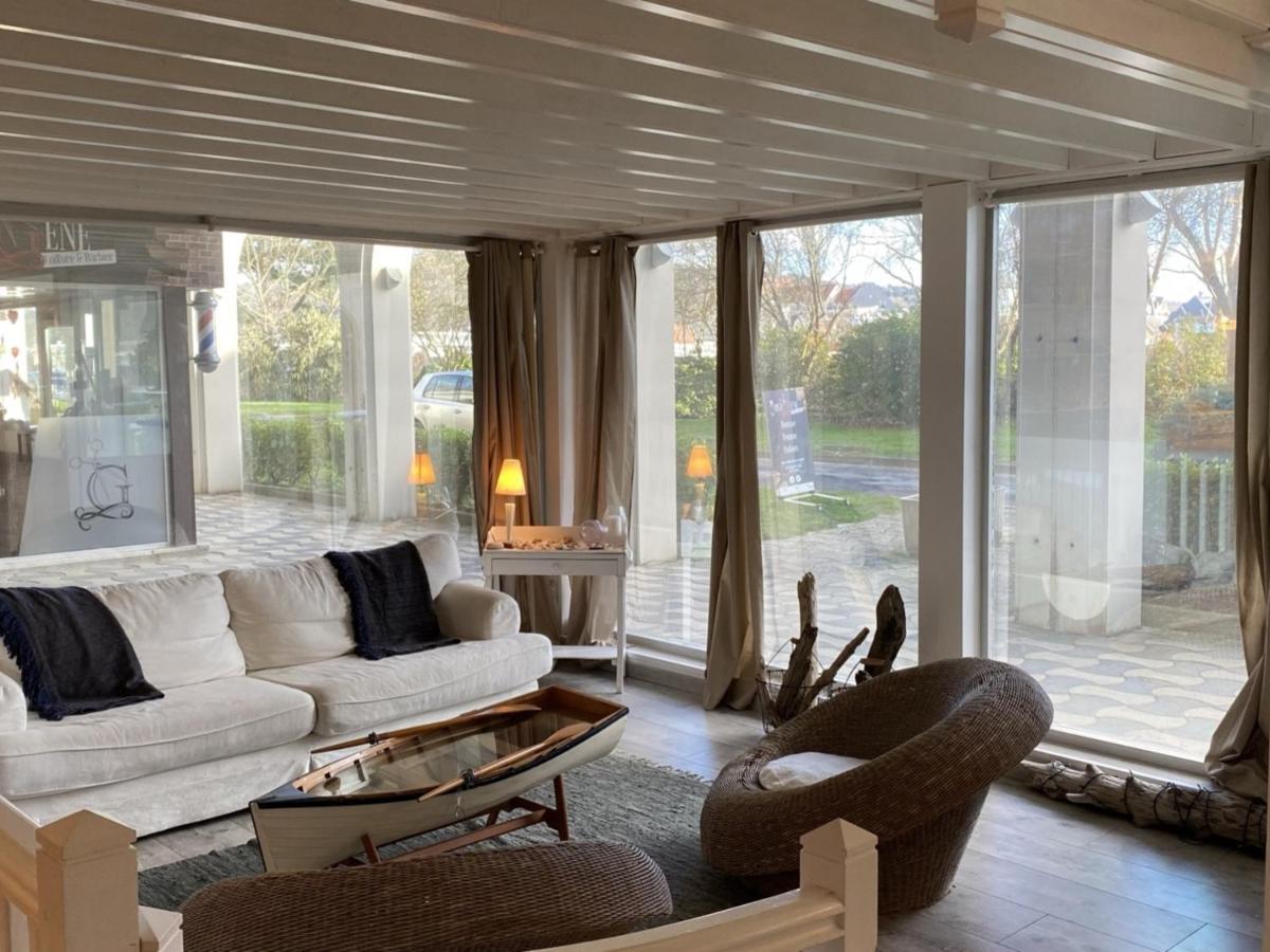 Grand Duplex En Front De Mer Avec 3 Chambres, Animaux Acceptes, Equipements Complets, Cabourg - Fr-1-487-321 Ngoại thất bức ảnh